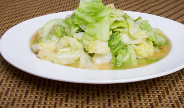 卷心菜怎么做好吃又简单 凉拌卷心菜的做法
