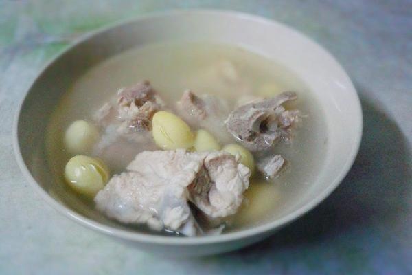 白果排骨汤功效与作用 白果排骨汤的做法