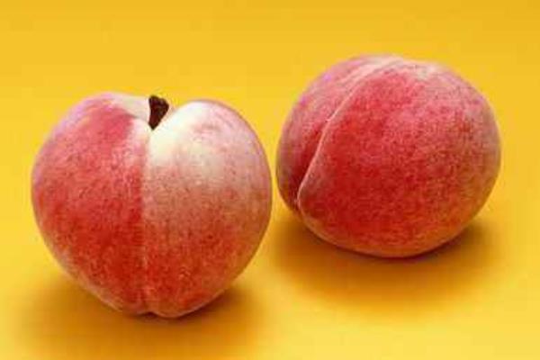 桃子不能和什么水果一起吃 吃桃子的禁忌