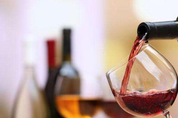 葡萄酒保质期有多久 葡萄酒有多少度