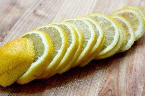 柠檬的吃法有哪些 柠檬片怎么做