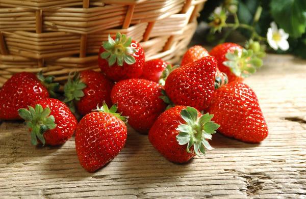 草莓什么时候成熟结果 夏天有草莓吗