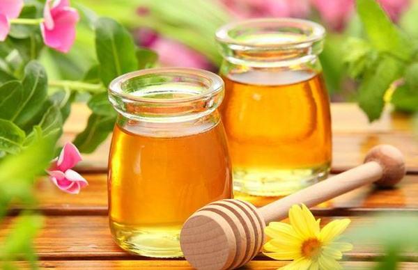 蜂蜜、蜂胶、蜂王浆的区别是什么 蜂王浆每天吃多少合适