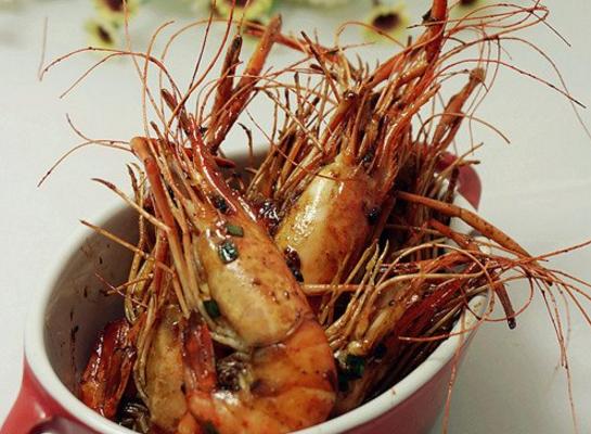 罗氏沼虾怎么做好吃 罗氏沼虾的头可以吃吗