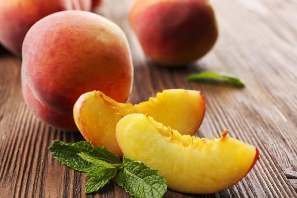 水蜜桃成熟季节（几月） 水蜜桃哪个品种好