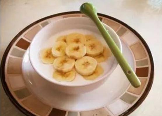 香蕉酸奶能一起吃吗 香蕉酸奶能减肥吗