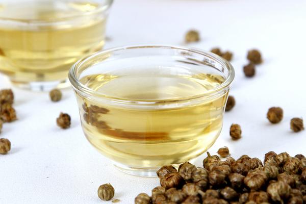 菊花麦冬茶功效与作用 麦冬可以和菊花一起泡水吗
