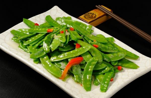 清炒荷兰豆的做法 清炒荷兰豆用焯水吗