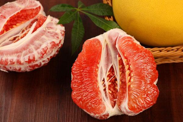 红肉柚子营养价值