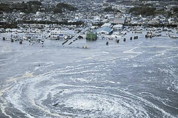 梦见地震海啸是什么意思 梦到海啸来了有什么预兆