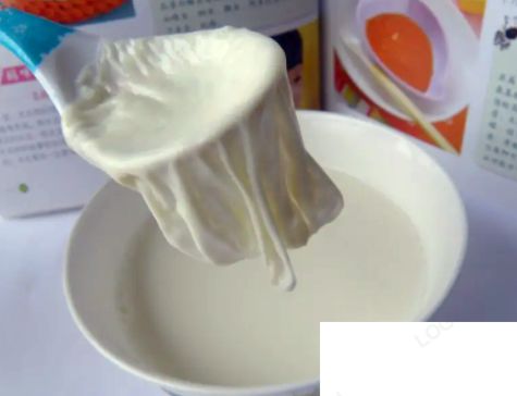 喝奶之前为什么要扔掉奶皮 奶皮可不可以给孩子吃