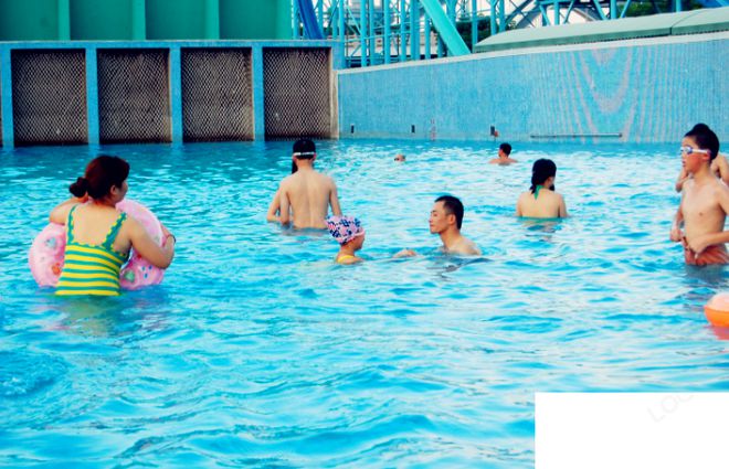 正规的水上乐园应达到什么卫生标准 如何安心在水上乐园游玩