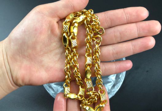 项链黑了用什么清洗变白 黄金项链清洗方法