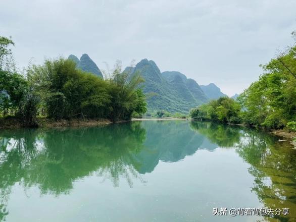 中国值得去的十大知名景点推荐（国内旅游景点大全排行榜）