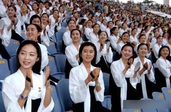 朝鲜姑娘是怎么看待中国男人的？朝鲜姑娘认为中国男人特别有钱吗