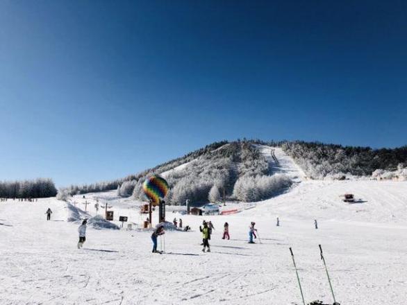 中国十大雪景排行榜，滑雪最值得去的十个地方