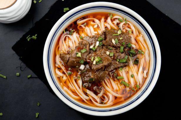 湖南最出名的十种小吃是什么（最好吃的湖南特产排行榜前十名）