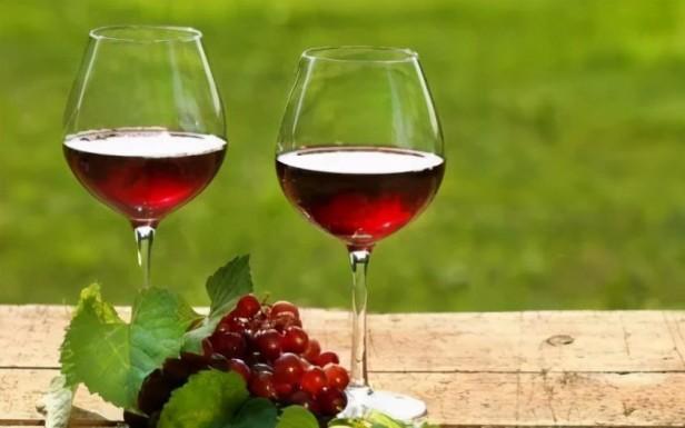 法国红酒产区及等级介绍（目前法国葡萄酒分为4级）