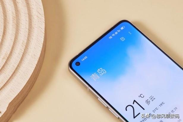 目前opporeno8怎么样值得买吗（OPPO Reno8降了820元）