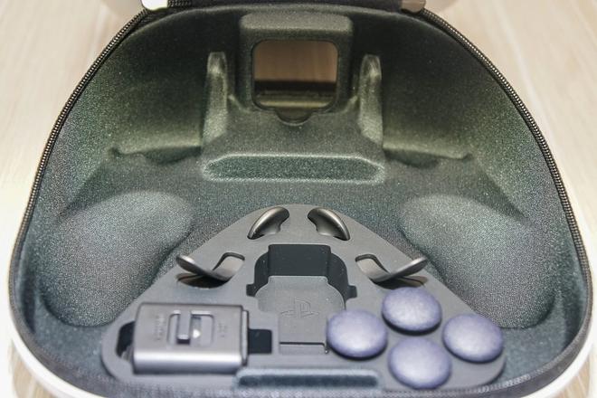 DualSense Edge 体验 专为 PS5 玩家打造的客制化控制器 无缝切换自由调整