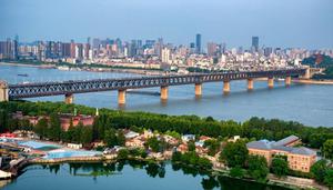 武汉长江大桥是中国最长的桥吗
