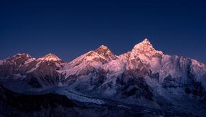 珠穆朗玛峰高多少千米