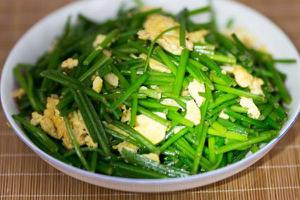 韭菜苔怎么做好吃又简单 韭菜苔孕妇可以吃吗