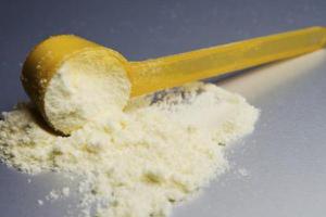 什么是有机奶粉 有机奶粉和配方奶粉的区别是什么